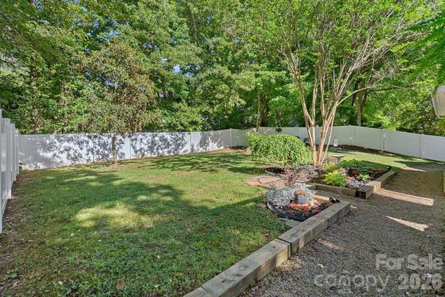 154 Quiet Cove Road, Mooresville, NC 28117