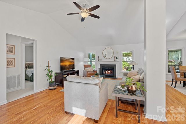 154 Quiet Cove Road, Mooresville, NC 28117