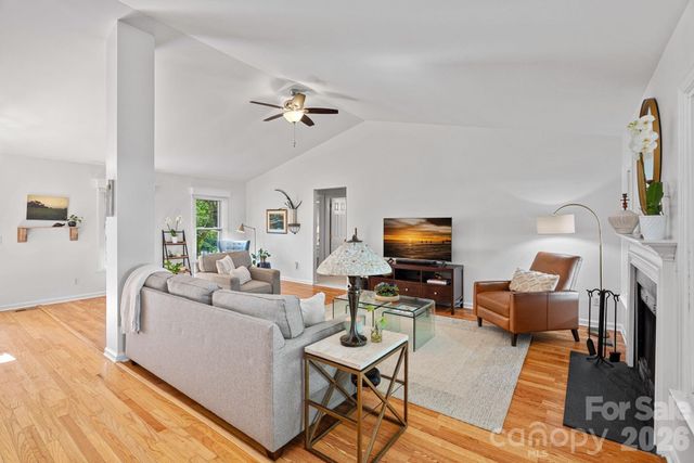 154 Quiet Cove Road, Mooresville, NC 28117