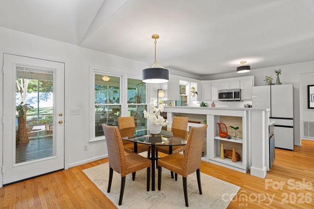 154 Quiet Cove Road, Mooresville, NC 28117