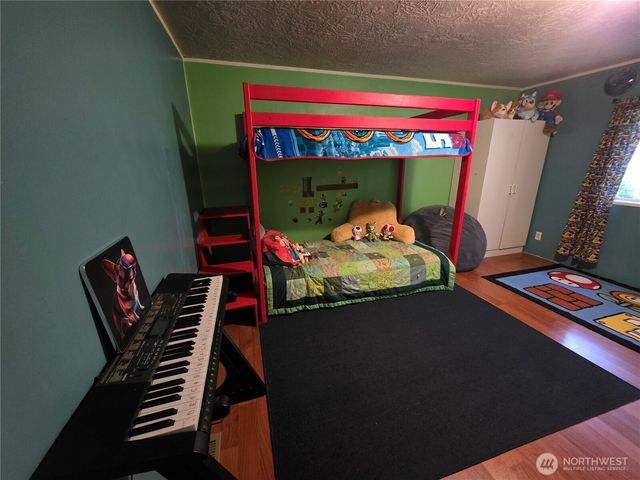 42 W Wildwood Lane, Brinnon, WA 98320