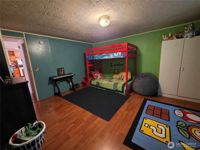 42 W Wildwood Lane, Brinnon, WA 98320