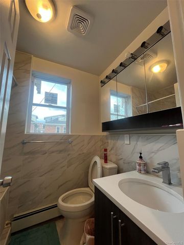 64 Todd Court, Huntington Station, NY 11746