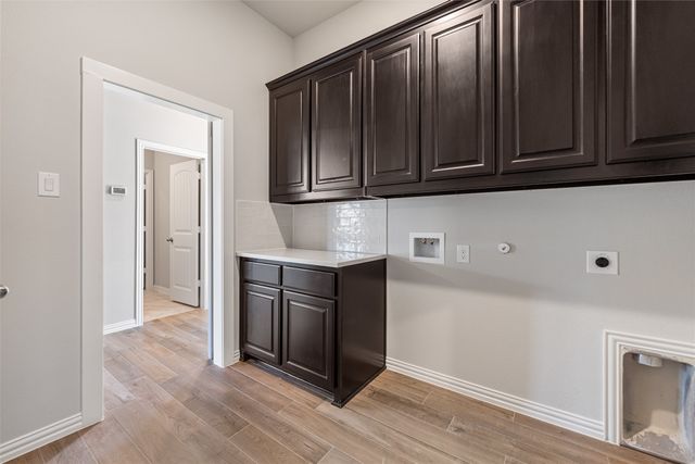 136 Oak Grove Way, Springtown, TX 76082