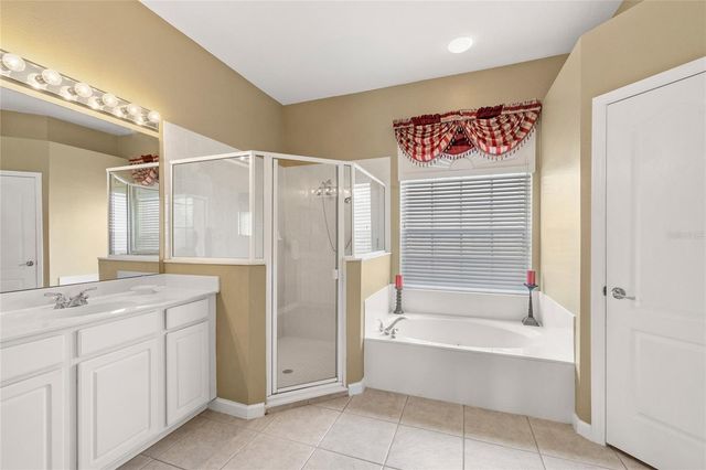 540 PRESTWICK DRIVE, Davenport, FL 33897