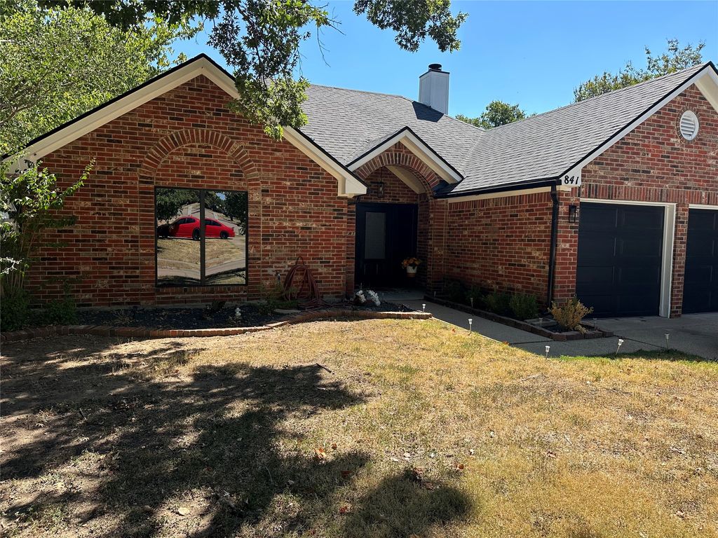841 Collins Boulevard, Cedar Hill, TX 75104 — exterior