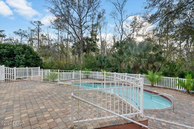 2 Broadwater Drive, Ormond Beach, FL 32174