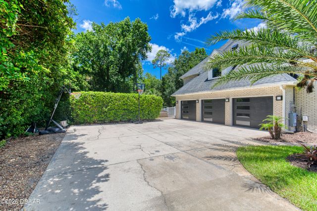 2 Broadwater Drive, Ormond Beach, FL 32174