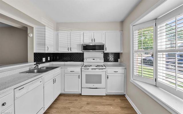 4345 Baylor Street, Greensboro, NC 27455