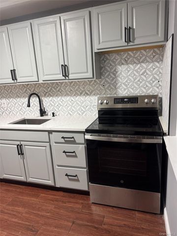 810 Blooming Grove Turnpike 7, New Windsor, NY 12553