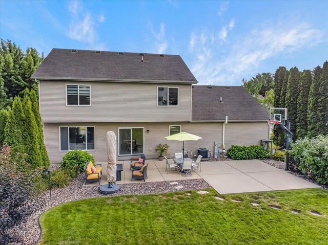 912 Questa Ridge Trail, Verona, WI 53593