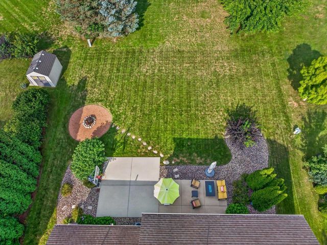 912 Questa Ridge Trail, Verona, WI 53593