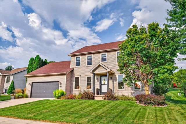 912 Questa Ridge Trail, Verona, WI 53593