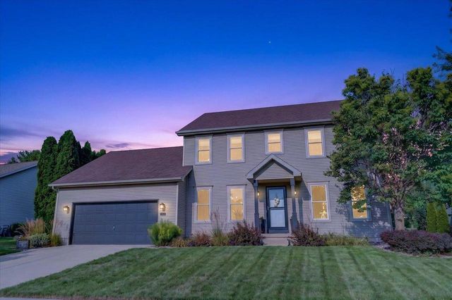 912 Questa Ridge Trail, Verona, WI 53593