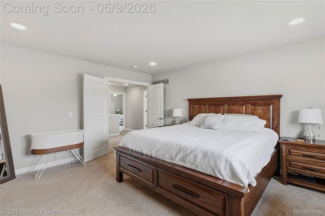 20620 Misty Brook Court, Macomb Township, MI 48044