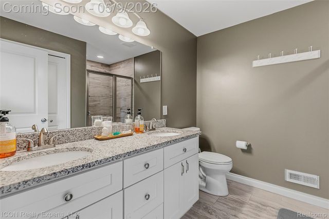 20620 Misty Brook Court, Macomb Township, MI 48044