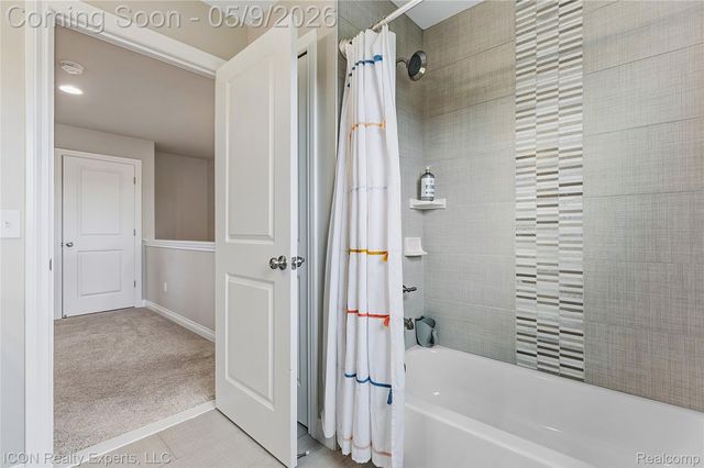 20620 Misty Brook Court, Macomb Township, MI 48044