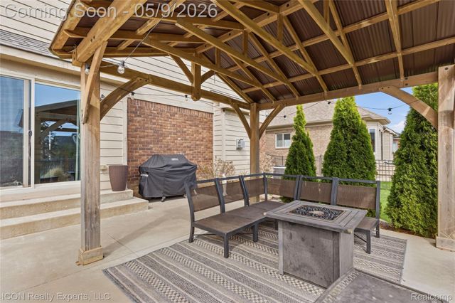 20620 Misty Brook Court, Macomb Township, MI 48044