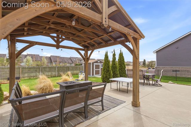 20620 Misty Brook Court, Macomb Township, MI 48044