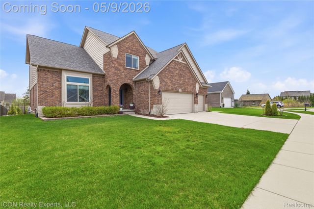 20620 Misty Brook Court, Macomb Township, MI 48044