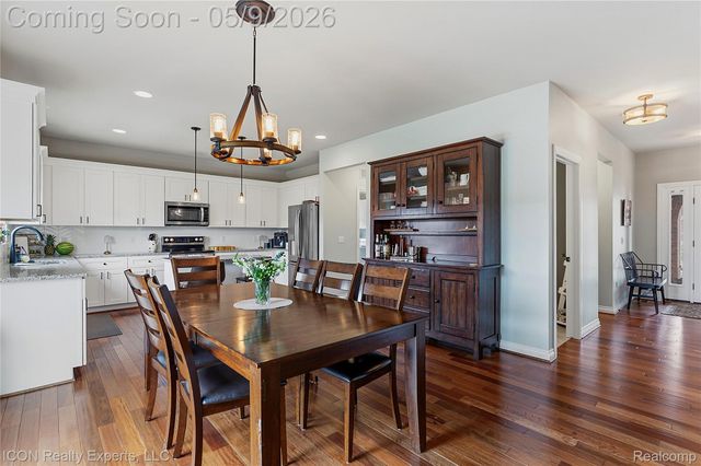 20620 Misty Brook Court, Macomb Township, MI 48044