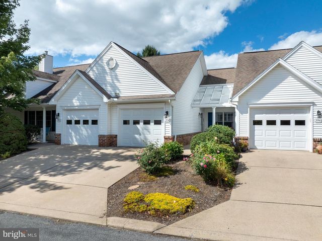 354 VILLAGE HEIGHTS DR, State College, PA 16801