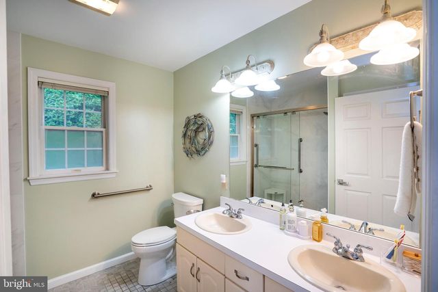 354 VILLAGE HEIGHTS DR, State College, PA 16801