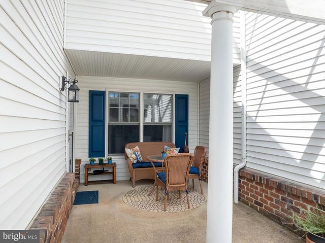 354 VILLAGE HEIGHTS DR, State College, PA 16801