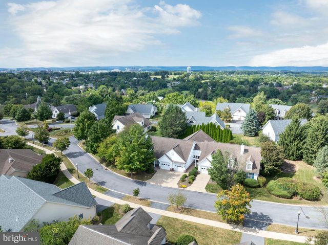 354 VILLAGE HEIGHTS DR, State College, PA 16801