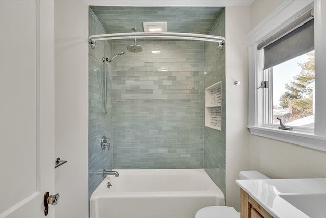 10 Dexter Rd, Lexington, MA 02420