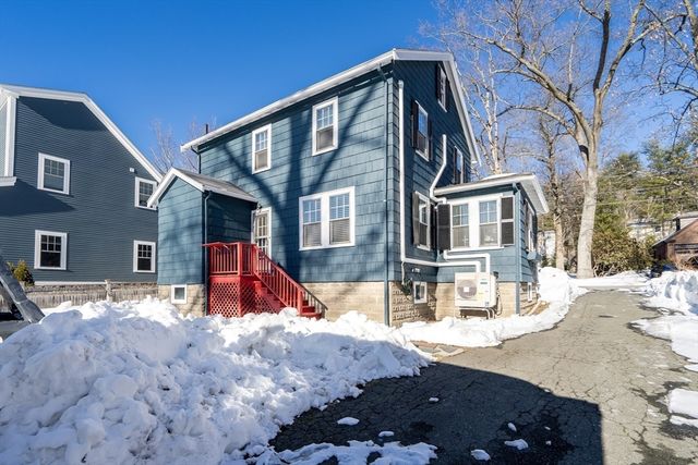 10 Dexter Rd, Lexington, MA 02420