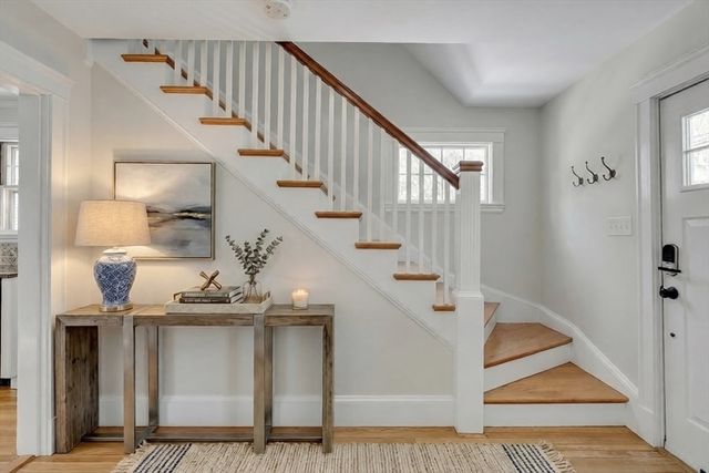 10 Dexter Rd, Lexington, MA 02420