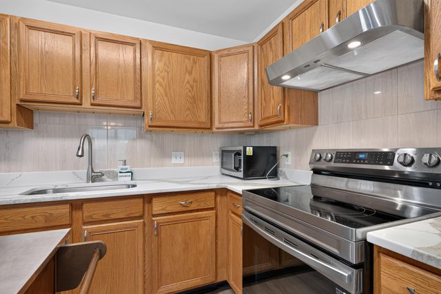 3048 Sewanee Lane, Lexington, KY 40509