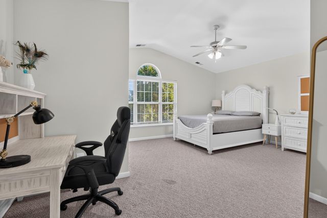 3048 Sewanee Lane, Lexington, KY 40509