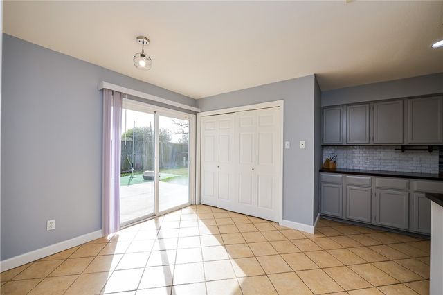 6371 Fitzhugh Dr, Corpus Christi, TX 78414