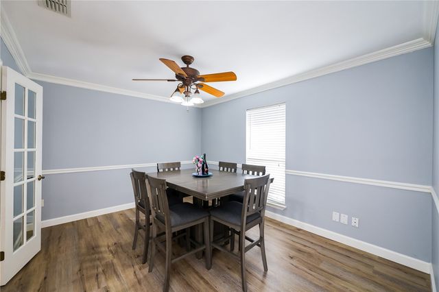 6371 Fitzhugh Dr, Corpus Christi, TX 78414