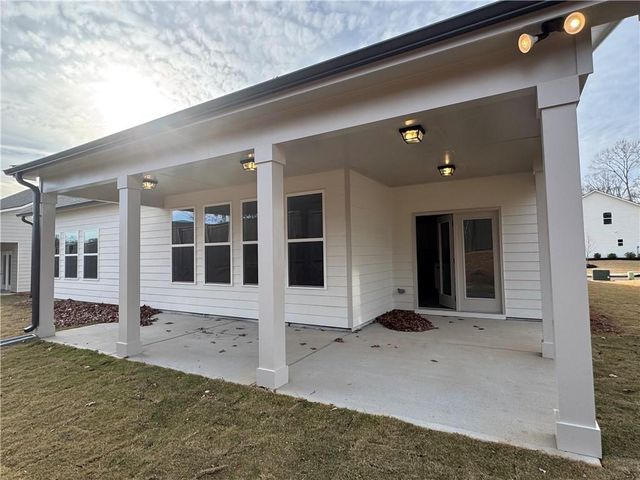 172 Rosewood Park Drive, Hoschton, GA 30548