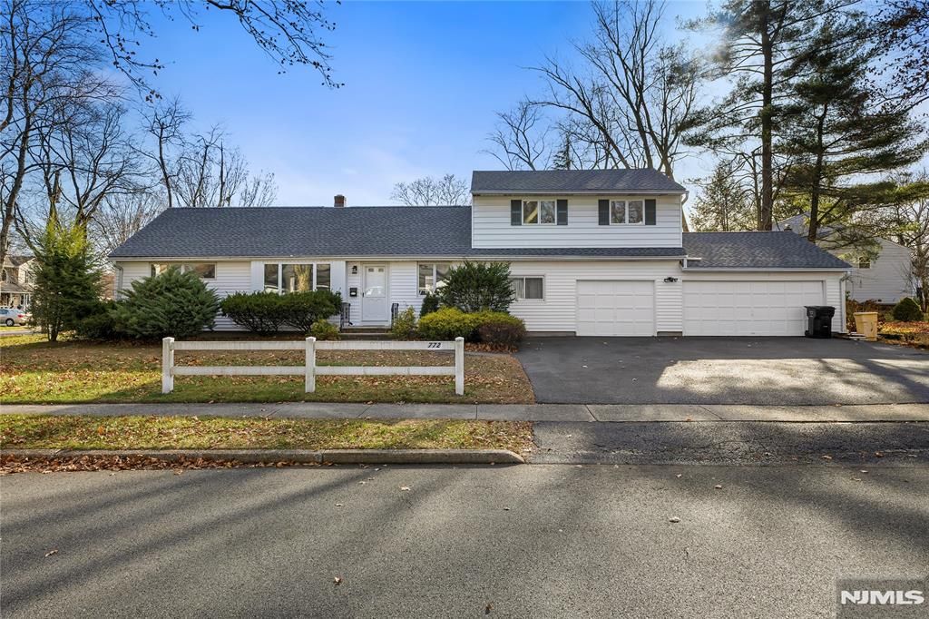 772 Arbor Road, Paramus, NJ 07652