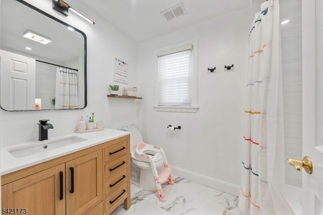 558 Schuyler Way, Union Twp., NJ 07083