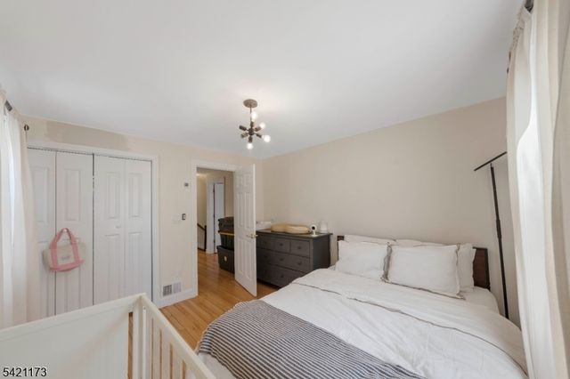 558 Schuyler Way, Union Twp., NJ 07083