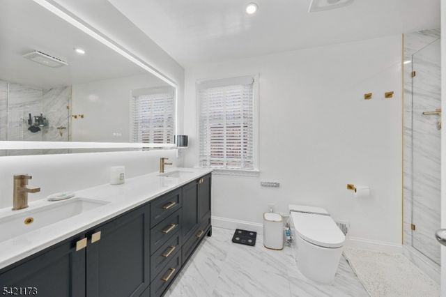 558 Schuyler Way, Union Twp., NJ 07083