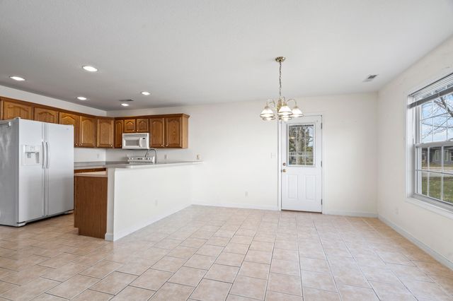 5803 KELSEY DR, Columbia, MO 65202