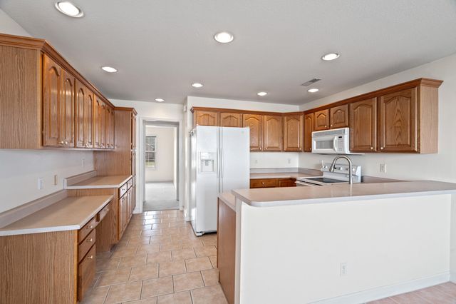 5803 KELSEY DR, Columbia, MO 65202