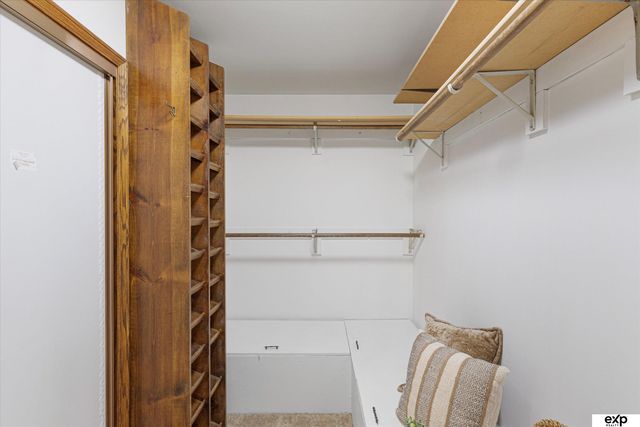 6901 S 78th Street, La Vista, NE 68128