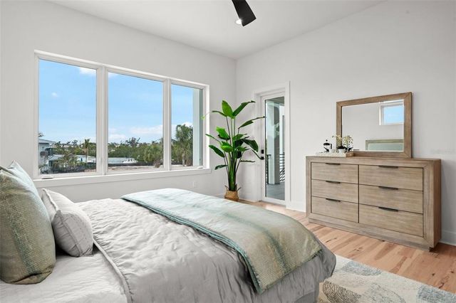 597 BUTTONWOOD DRIVE, Longboat Key, FL 34228