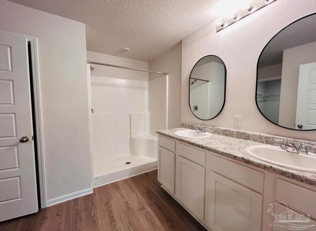 1928 High Ridge Ct, Pensacola, FL 32533