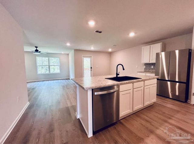 1928 High Ridge Ct, Pensacola, FL 32533