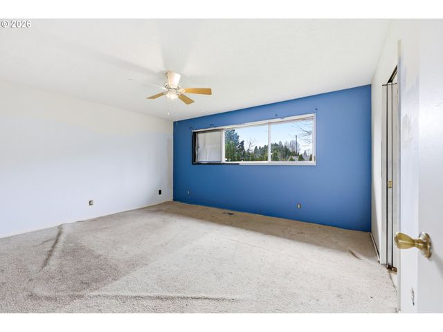 205 Se OLVERA Ave, Gresham, OR 97080