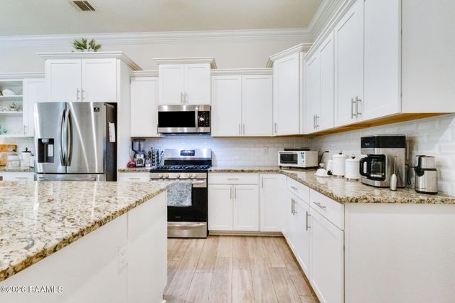 113 Bowen Lane, Broussard, LA 70518