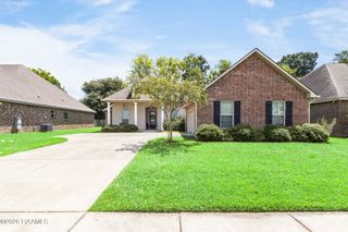 113 Bowen Lane, Broussard, LA 70518